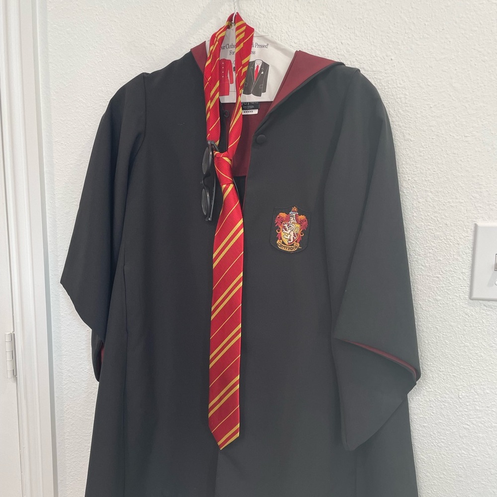 Authentic Harry Potter robe from Universal Studios